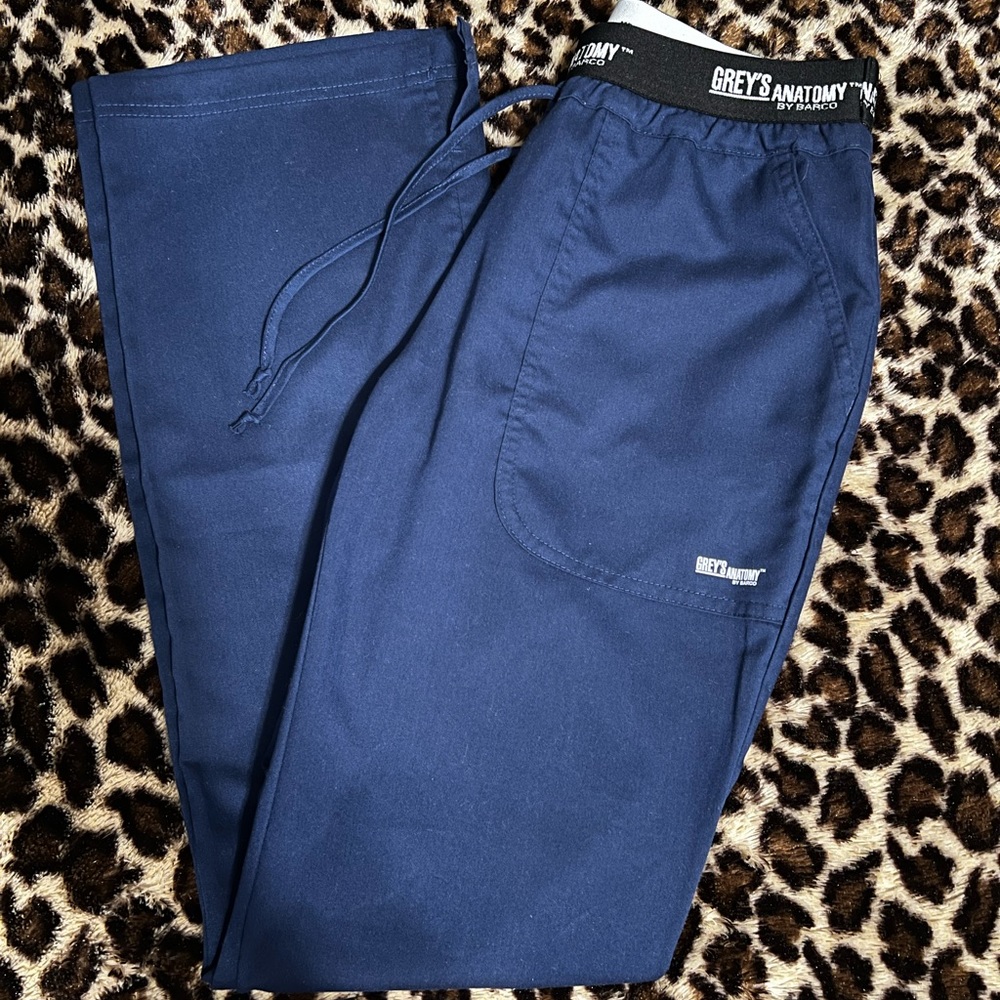 Grey’s Anatomy Scrub Pants NWOT - Priced to sell! 🔥🔥